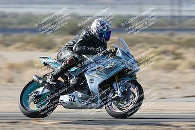 media/Dec-05-2025-CVMA Friday Practice (Fri) [[303bad9a84]]/4-Racer 4-Trackday 1/Session 2 (Turn 14)/